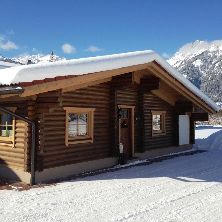 Burgchalet Reutte Pokoj fotografie
